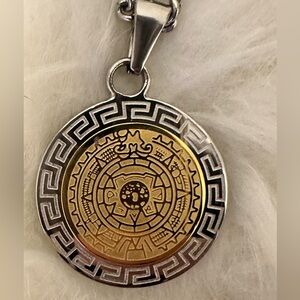 FINI Dream Ancient Aliens Aztec
Mexican Mayan Calendar Pendant Dual Gold Silver